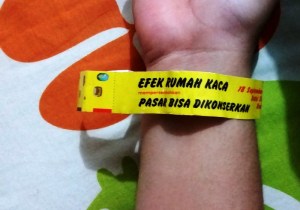 gelang kertas (dok. pribadi)